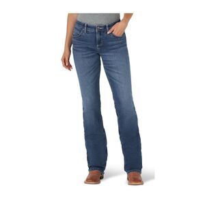 NWOT Wrangler Women's Medium Blue Ultimate Boot Cut Riding Jean Q-Baby Size 10